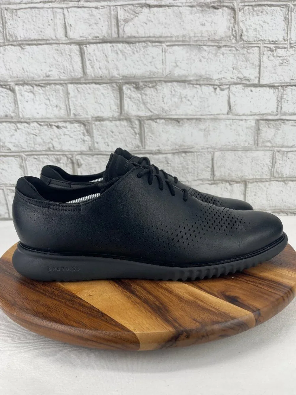 Cole Haan 2.Zerogrand Laser Wingtip Oxford Mens 13 M Black Leather Casual Shoes